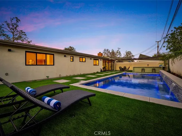 3262 Ruth Elaine Dr, Los Alamitos, CA 90720