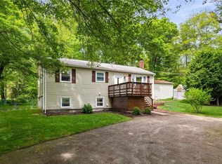 210 Keach Pond Dr, Glocester, RI 02814