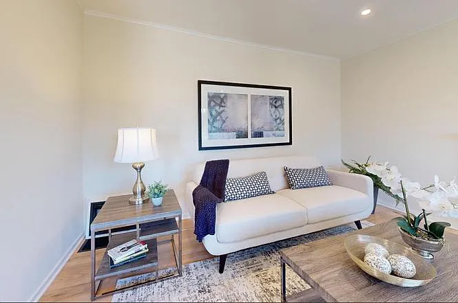 Short term 3-Bedroom 1.5 Bath Home in Redwood City — Photo 3