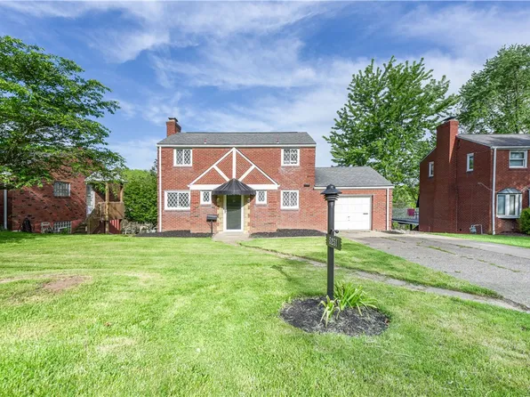 5251 Meadowgreen Dr, Pittsburgh, PA 15236