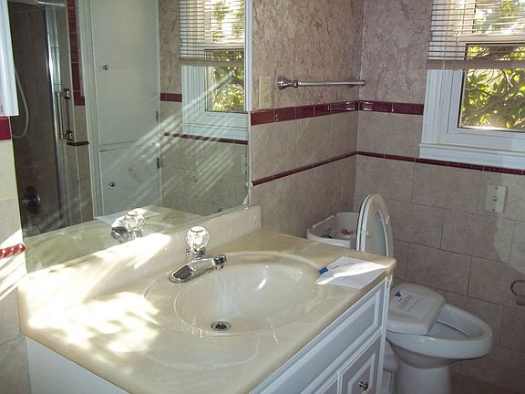 2nd image of 403 Pinedale Dr