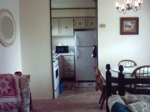 Single Kitchen/Dining Room