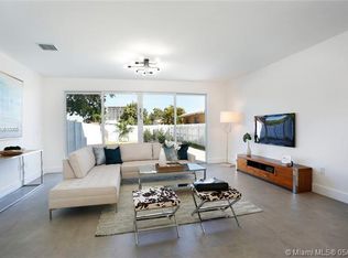 3167 SW 25th St, Miami, FL 33133