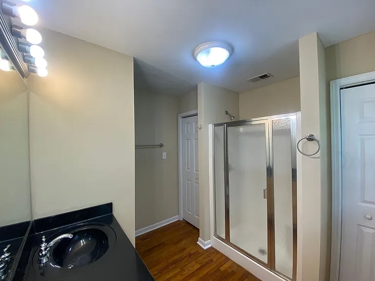 1004 E Magnolia Ave — Photo 14