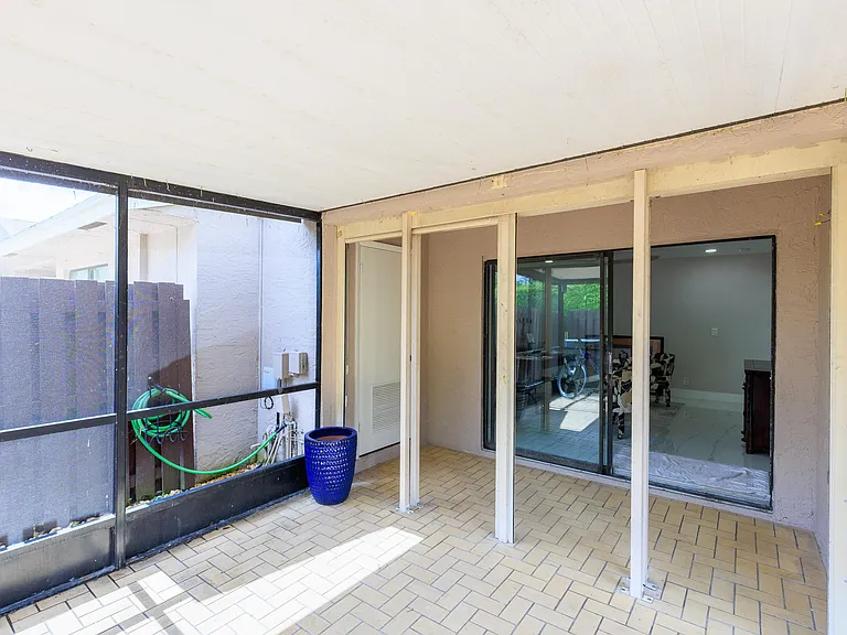 5241 Jog Ln — Photo 15