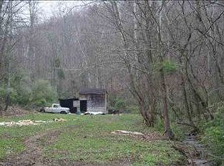 5160 Camp Branch Rd, Barboursville, WV 25504