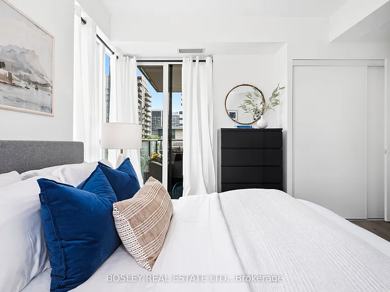 25 Cole St #317 — Photo 16