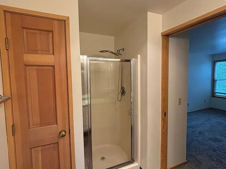 4208 Beach Drive — Photo 34