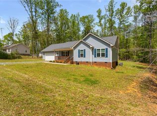 2621 Cedar Top Ct, Snow Camp, NC 27349