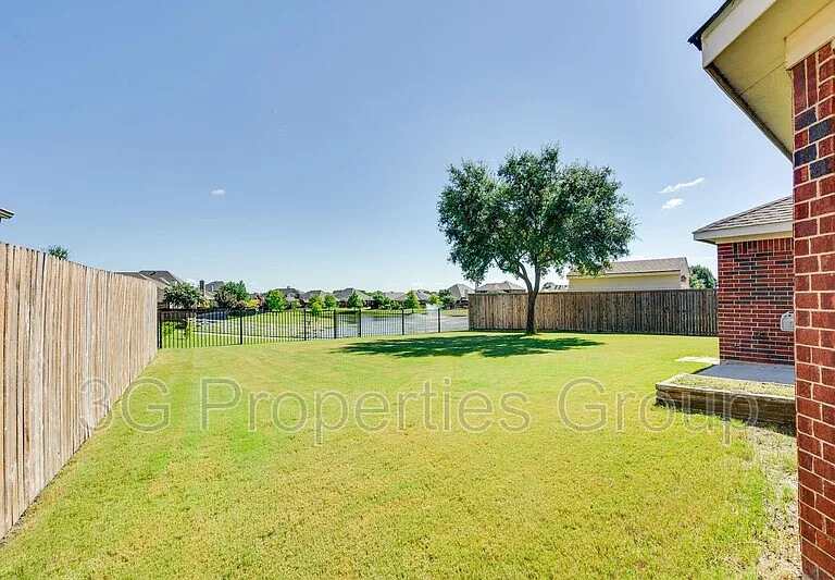 5208 Brookside Dr — Photo 27