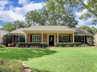 12510 Shepherds Ridge Dr, Houston, TX 77077