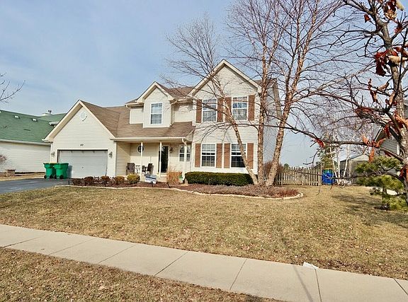 2nd image of 812 Shorewood Dr