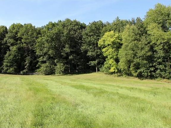 3rd image of Manorwood Ln #13