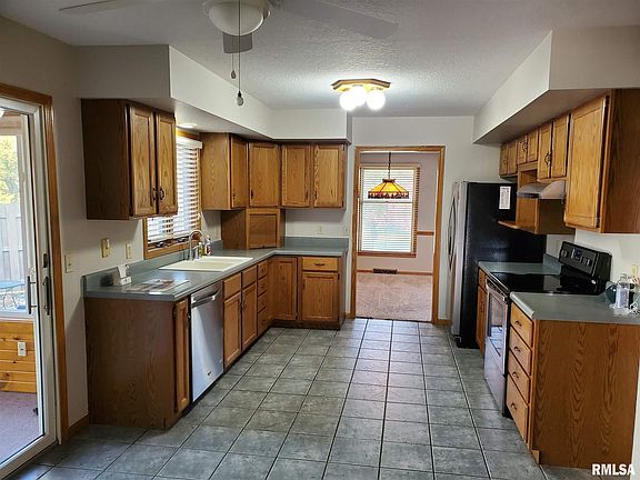 3rd image of 3564 Deertrail Rd