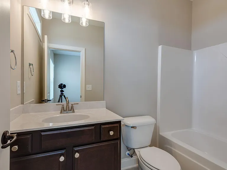410 Portsdale Dr — Photo 16