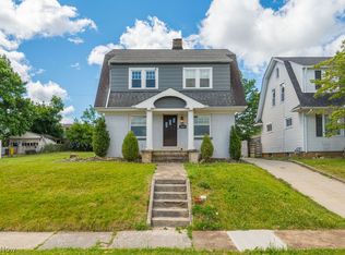 6813 Ridgewood Ave, Parma, OH 44129