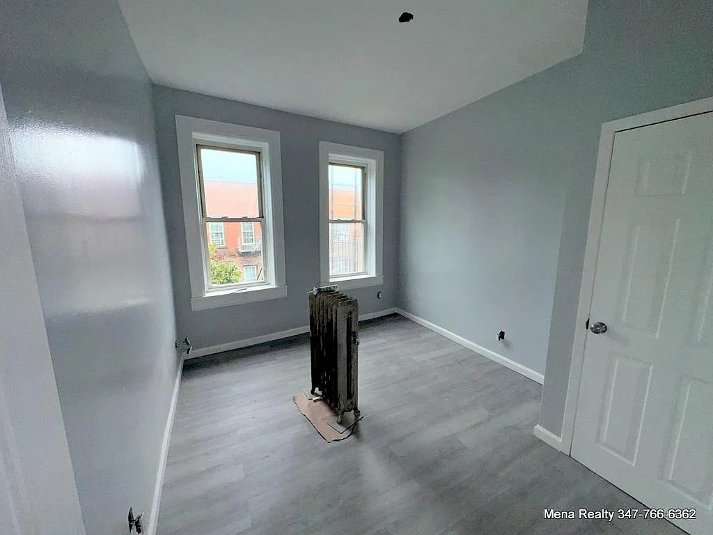 4 bed, $3,606 — Photo 3