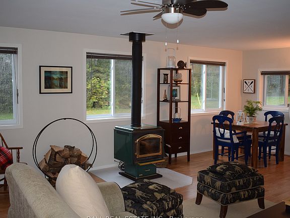 2nd image of 86 Renwick Rd