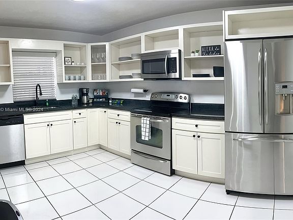 5th image of 2300 NW 196th Ter