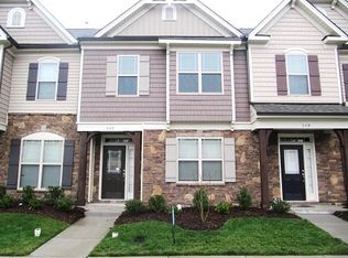 547 Matheson Pl, Cary, NC 27511