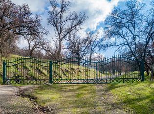 1 Watts Valley Rd, Sanger, CA 93657