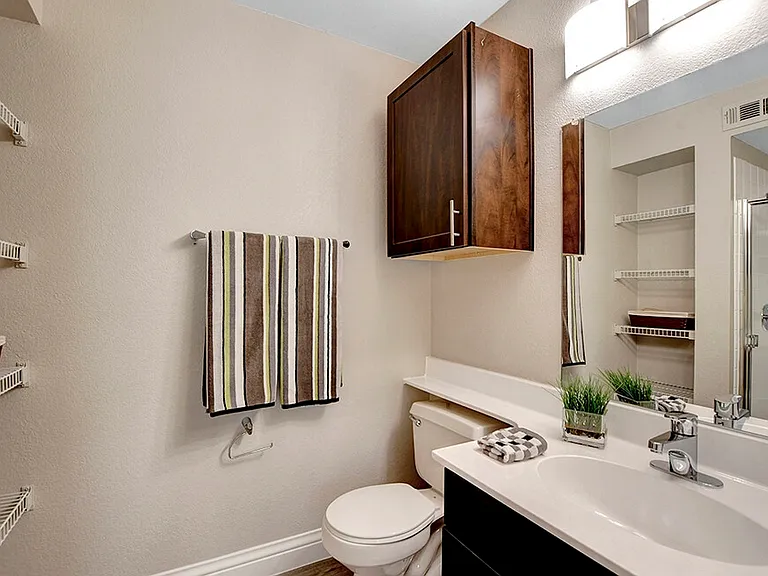 Eagle Trace Apartments — Photo 7