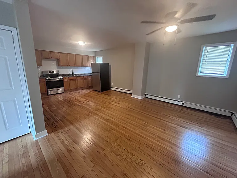 4208 Wabash Ave #2F — Photo 3