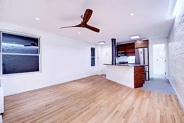 Rented by Urbane Brokerage