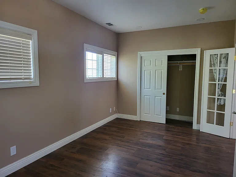 216 Spring St #1 — Photo 2