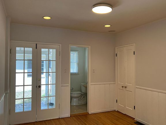 4th image of 465 Buena Vista St #465