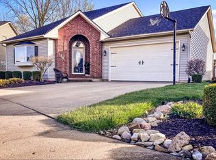 136 Village Green Dr, Sidney, OH