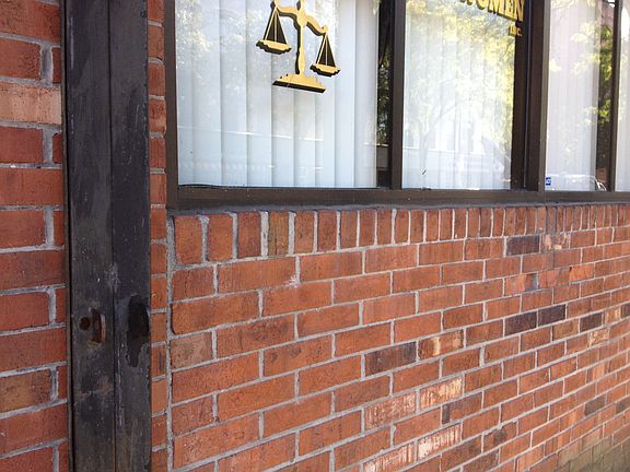 3rd image of 516 Essex St