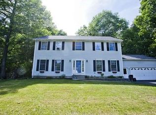 130 Woods Rd, Northampton, MA 01062