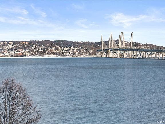 4th image of 4 Salisbury Point #4A