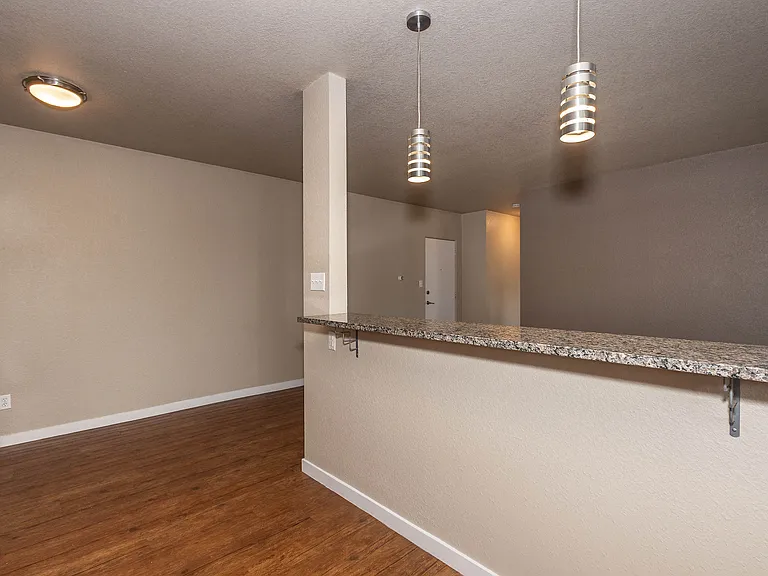 66 S Clarkson St — Photo 32