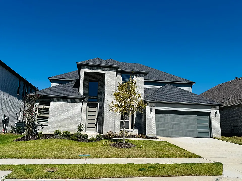 1604 Dropseed Dr