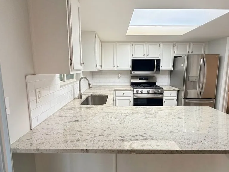 34 Arbor End End SE — Photo 4
