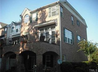 2901 Imperial Oaks Dr, Raleigh, NC 27614