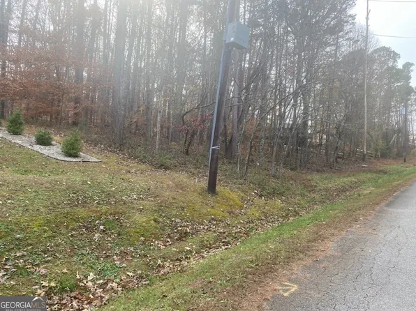 3925 Pine Tree Ln, Gainesville, GA 30501
