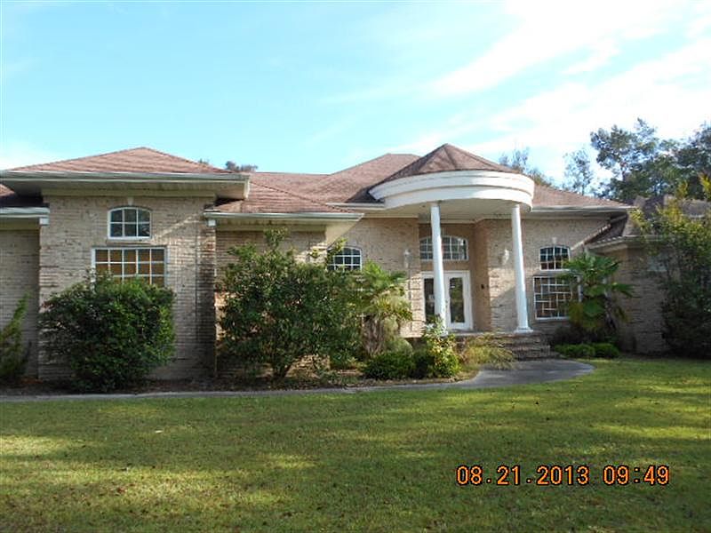 2nd image of 320 Whitebridge Rd
