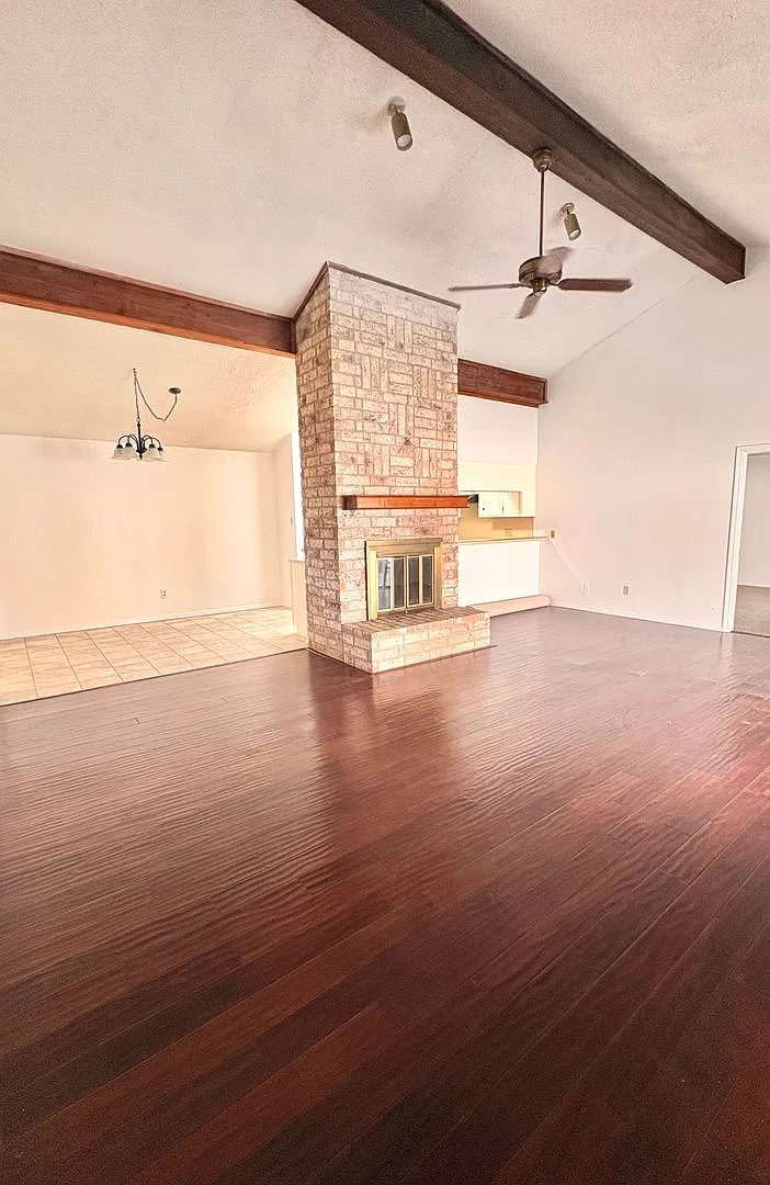 5530 Crossgate N - 2/Bed 2/Bath - $1650/month — Photo 4
