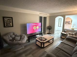 19102 Colorado St APT 1, Roseville, MI 48066