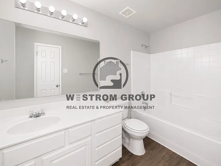 508 Lead Creek Dr — Photo 32