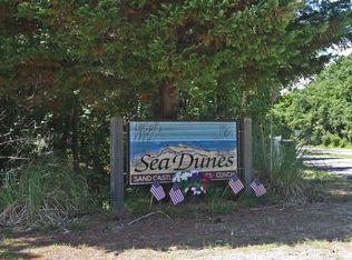 131 Sand Castle Dr, Emerald Isle, NC 28594