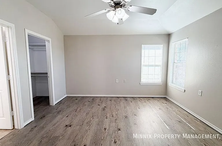 2220 99th St — Photo 16
