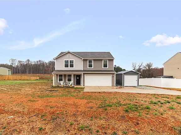 2nd image of 143 Hunt Rd