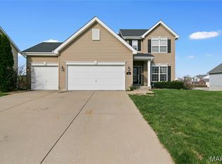 704 Julia Elizabeth Dr, Wentzville, MO