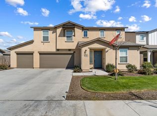 320 E Porter Ave, Visalia, CA