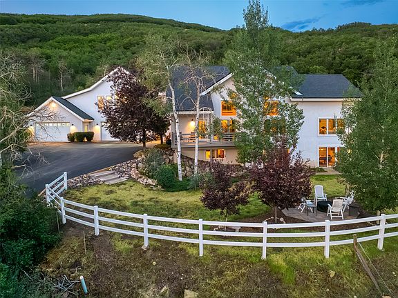 2nd image of 26000 High Ridge Drive