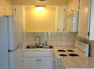 45313 Sunset Ln APT 3, Palm Desert, CA 92260